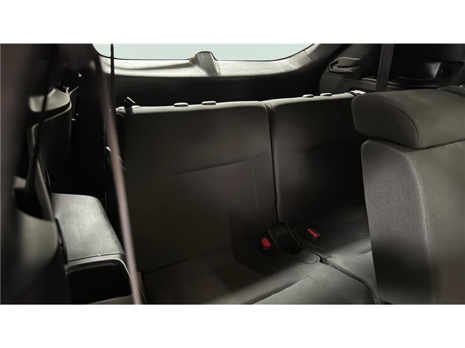 2025 Mitsubishi Outlander ES