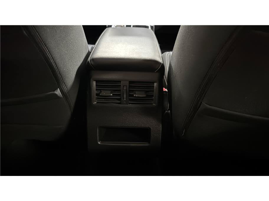 2025 Mitsubishi Outlander ES