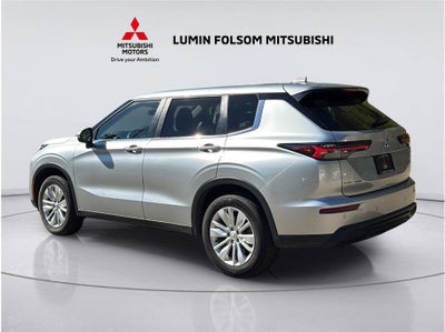 2025 Mitsubishi Outlander ES