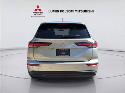 2025 Mitsubishi Outlander ES