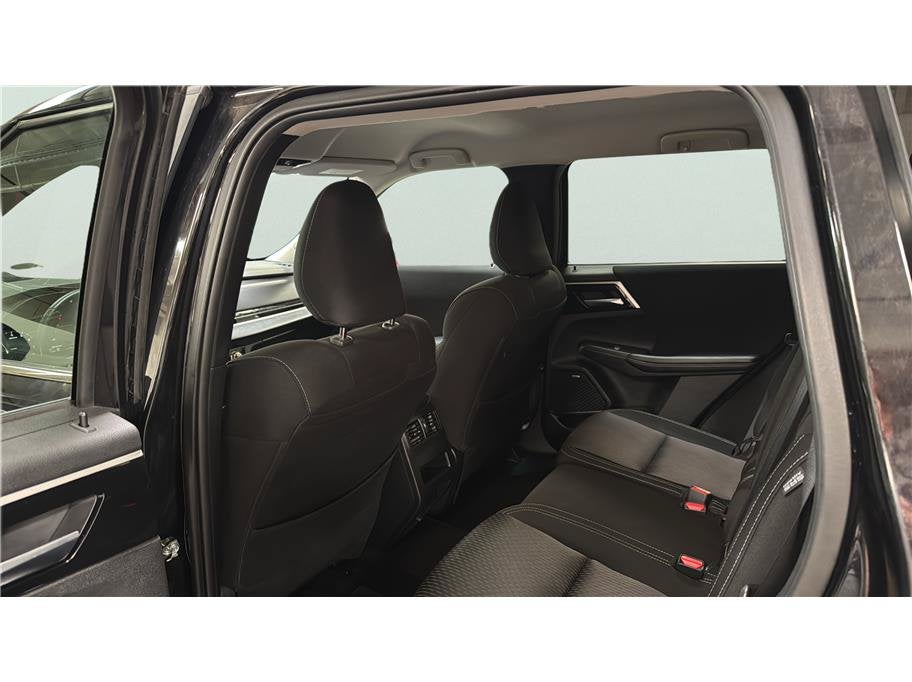 2025 Mitsubishi Outlander ES