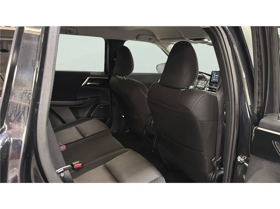 2025 Mitsubishi Outlander ES