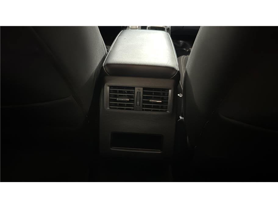 2025 Mitsubishi Outlander ES