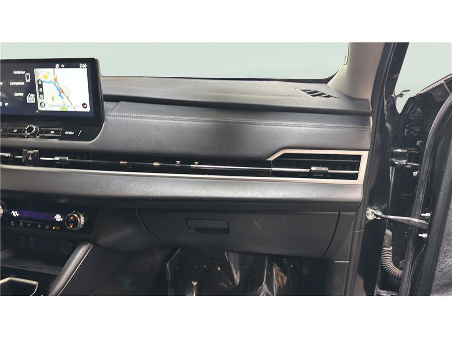2025 Mitsubishi Outlander ES
