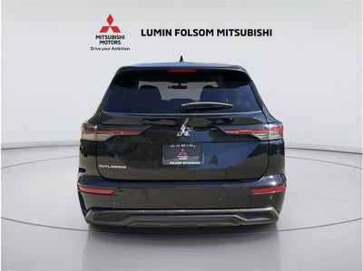 2025 Mitsubishi Outlander ES