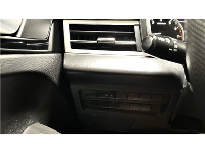 2025 Mitsubishi Outlander ES