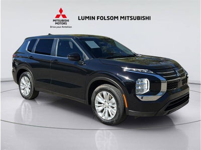 2025 Mitsubishi Outlander ES