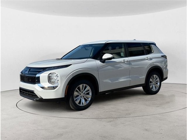 2026 Mitsubishi Outlander ES
