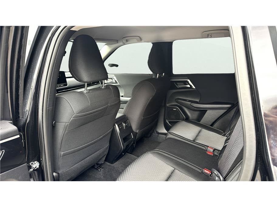 2026 Mitsubishi Outlander ES