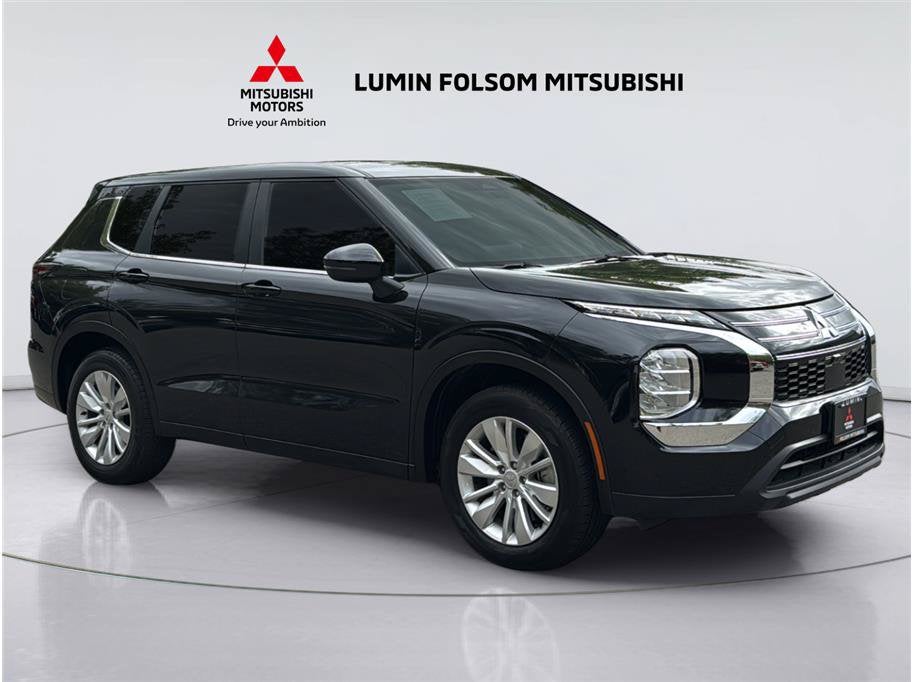 2026 Mitsubishi Outlander ES