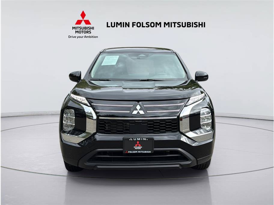 2026 Mitsubishi Outlander ES