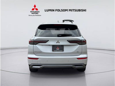 2025 Mitsubishi Outlander SE