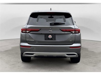 2024 Mitsubishi Outlander SE Sport Utility 4D