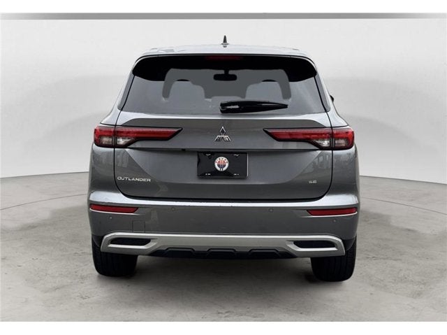 2024 Mitsubishi Outlander SE Sport Utility 4D