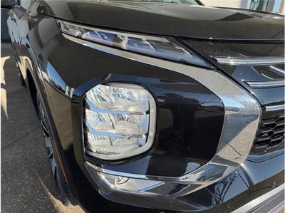 2026 Mitsubishi Outlander ES Sport Utility 4D