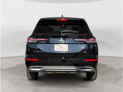 2026 Mitsubishi Outlander ES Sport Utility 4D