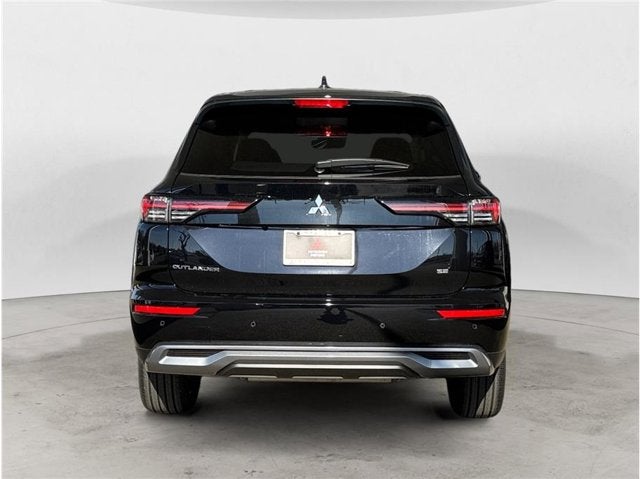 2026 Mitsubishi Outlander ES Sport Utility 4D