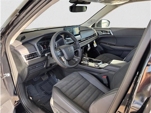 2026 Mitsubishi Outlander ES Sport Utility 4D