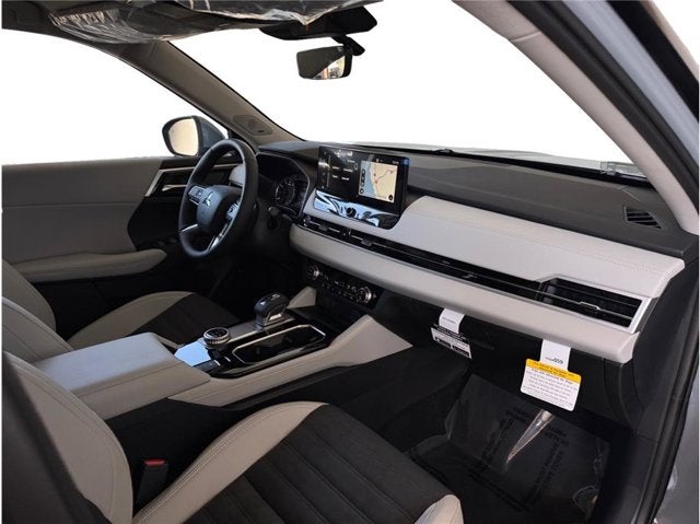 2026 Mitsubishi Outlander ES Sport Utility 4D