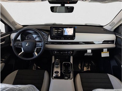 2026 Mitsubishi Outlander ES Sport Utility 4D