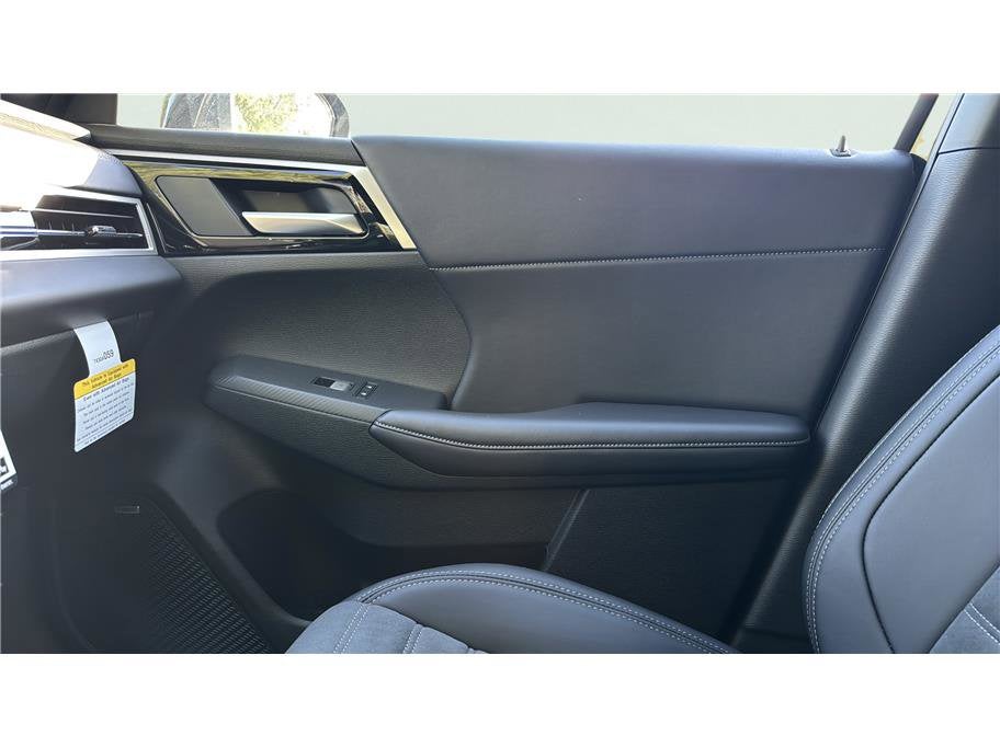 2026 Mitsubishi Outlander LE Sport Utility 4D