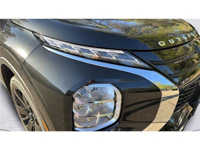 2026 Mitsubishi Outlander LE Sport Utility 4D