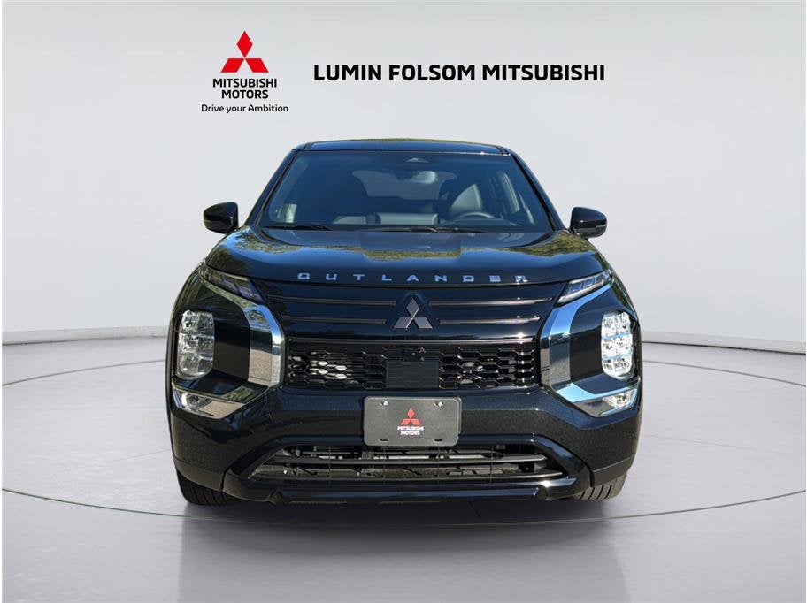 2026 Mitsubishi Outlander LE Sport Utility 4D