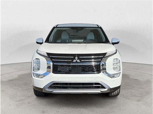 2026 Mitsubishi Outlander ES Sport Utility 4D