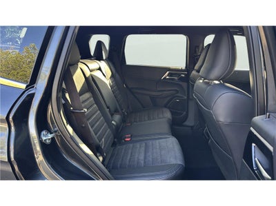 2026 Mitsubishi Outlander LE Sport Utility 4D