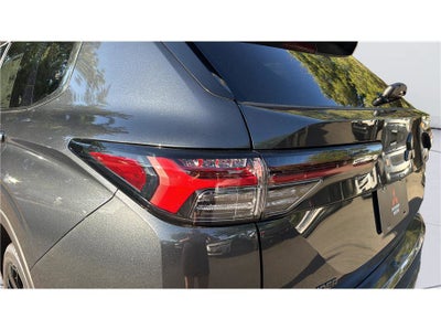 2026 Mitsubishi Outlander LE Sport Utility 4D