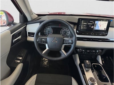 2026 Mitsubishi Outlander ES Sport Utility 4D