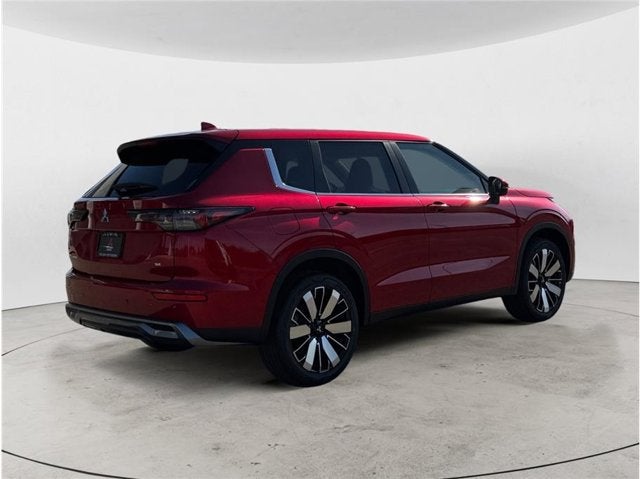 2026 Mitsubishi Outlander ES Sport Utility 4D