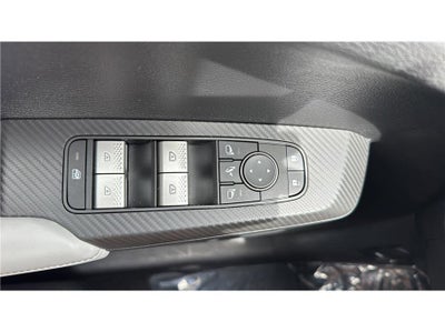 2024 Mitsubishi Outlander SEL Sport Utility 4D