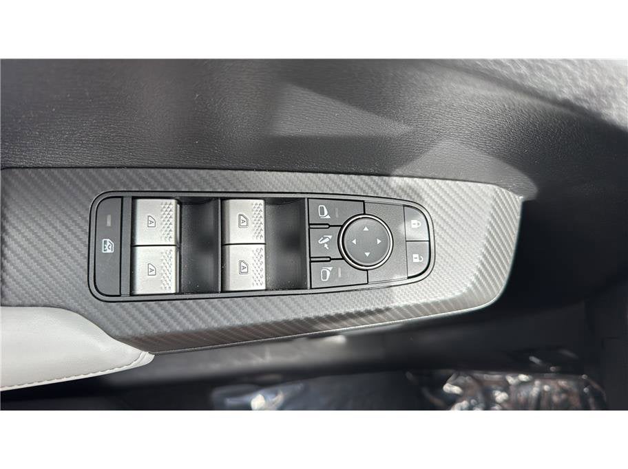 2024 Mitsubishi Outlander SEL Sport Utility 4D