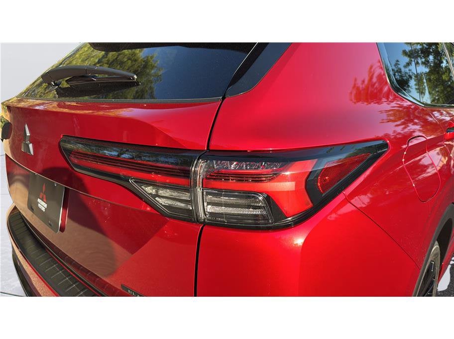 2026 Mitsubishi Outlander Black Edition Sport Utility 4D
