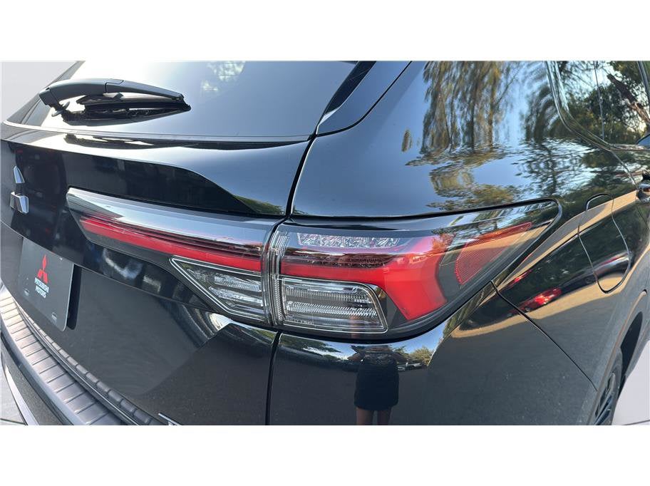 2026 Mitsubishi Outlander Black Edition Sport Utility 4D