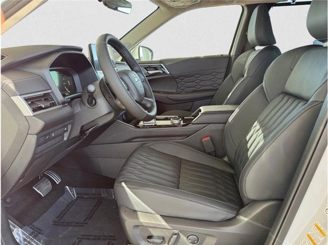 2026 Mitsubishi Outlander Black Edition Sport Utility 4D