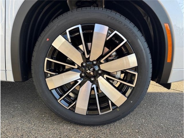 2026 Mitsubishi Outlander Black Edition Sport Utility 4D