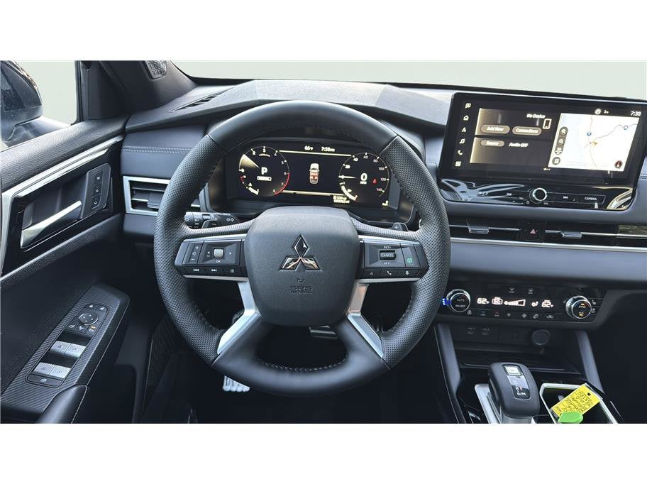 2026 Mitsubishi Outlander Black Edition Sport Utility 4D