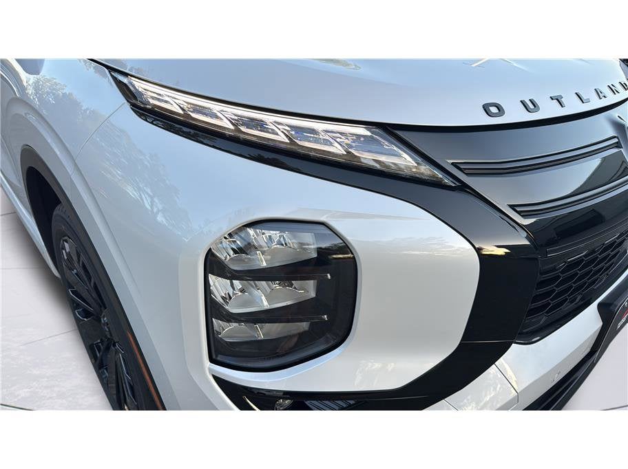 2026 Mitsubishi Outlander Black Edition Sport Utility 4D