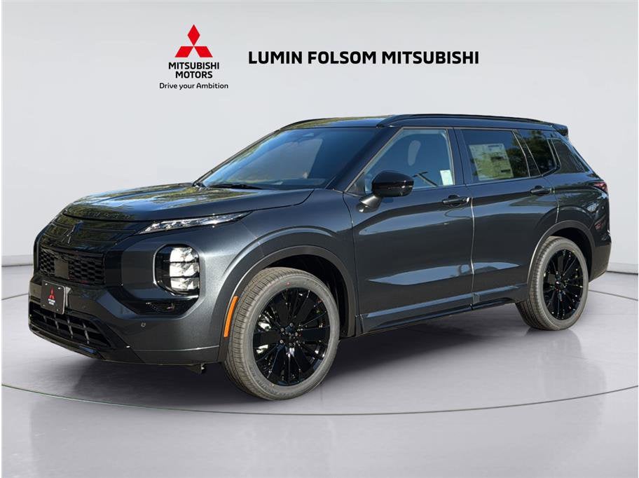2026 Mitsubishi Outlander Black Edition FWD's photo