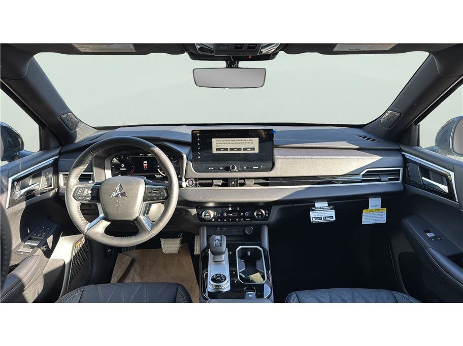 2026 Mitsubishi Outlander Black Edition Sport Utility 4D
