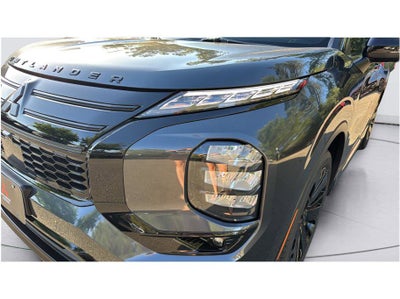 2026 Mitsubishi Outlander Black Edition Sport Utility 4D