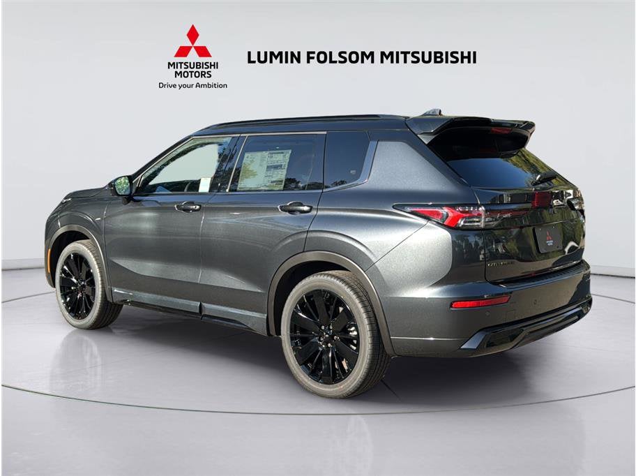 2026 Mitsubishi Outlander Black Edition Sport Utility 4D