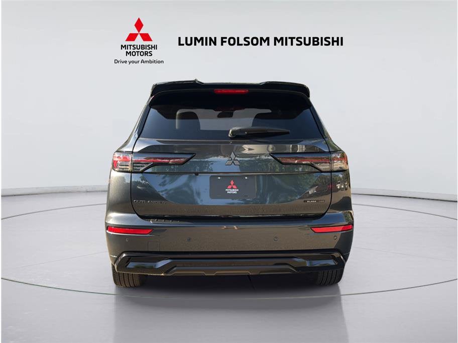 2026 Mitsubishi Outlander Black Edition Sport Utility 4D