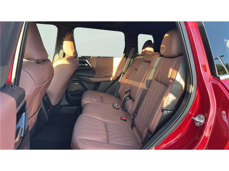 2026 Mitsubishi Outlander SEL Sport Utility 4D