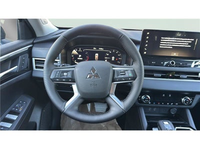 2026 Mitsubishi Outlander SEL Sport Utility 4D
