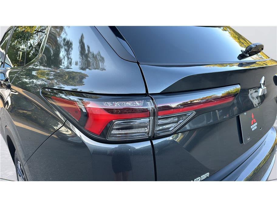 2026 Mitsubishi Outlander SEL Sport Utility 4D