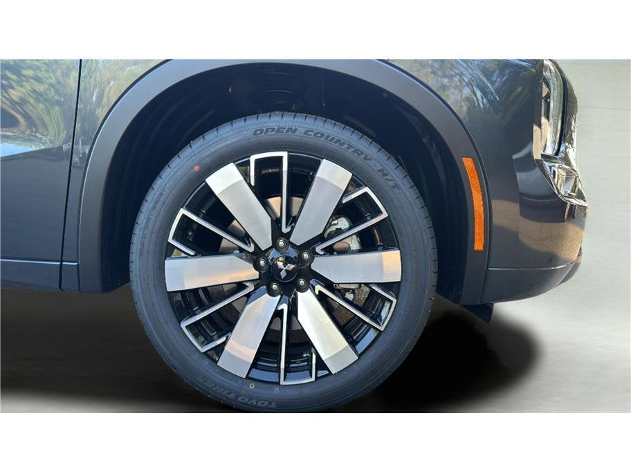 2026 Mitsubishi Outlander SEL Sport Utility 4D