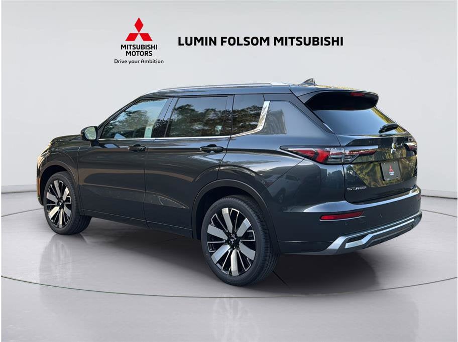 2026 Mitsubishi Outlander SEL Sport Utility 4D